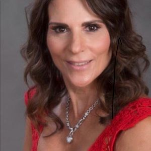 Meet your Posher, Diane